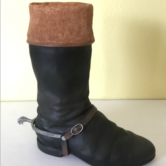 Collectible George Washington Riding Boot - Picture 10 of 10